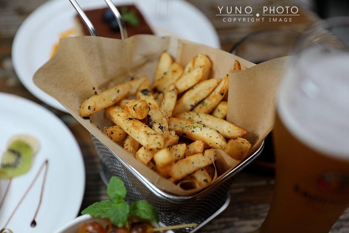 20251109-j8fxq 20251109-j8fxq