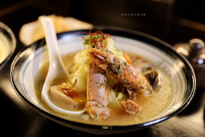 20251109-ysff9 20251109-ysff9