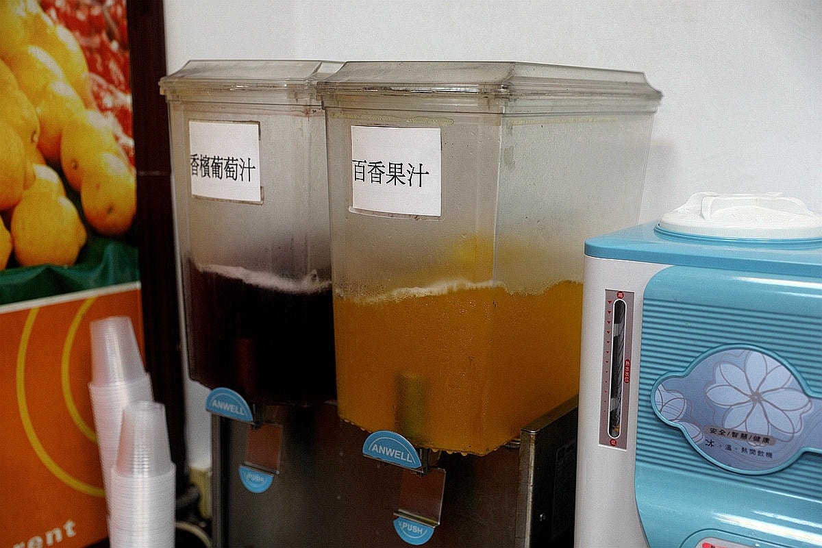 20251109-2ueoz 20251109-2ueoz