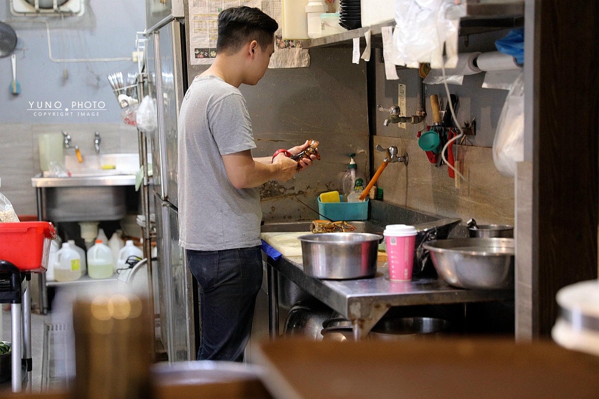 20251109-2upgx 20251109-2upgx