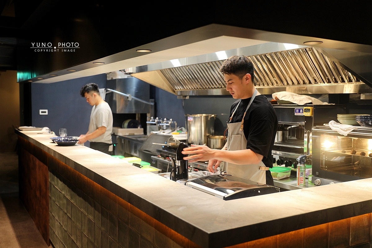 20251109-gh7es 20251109-gh7es