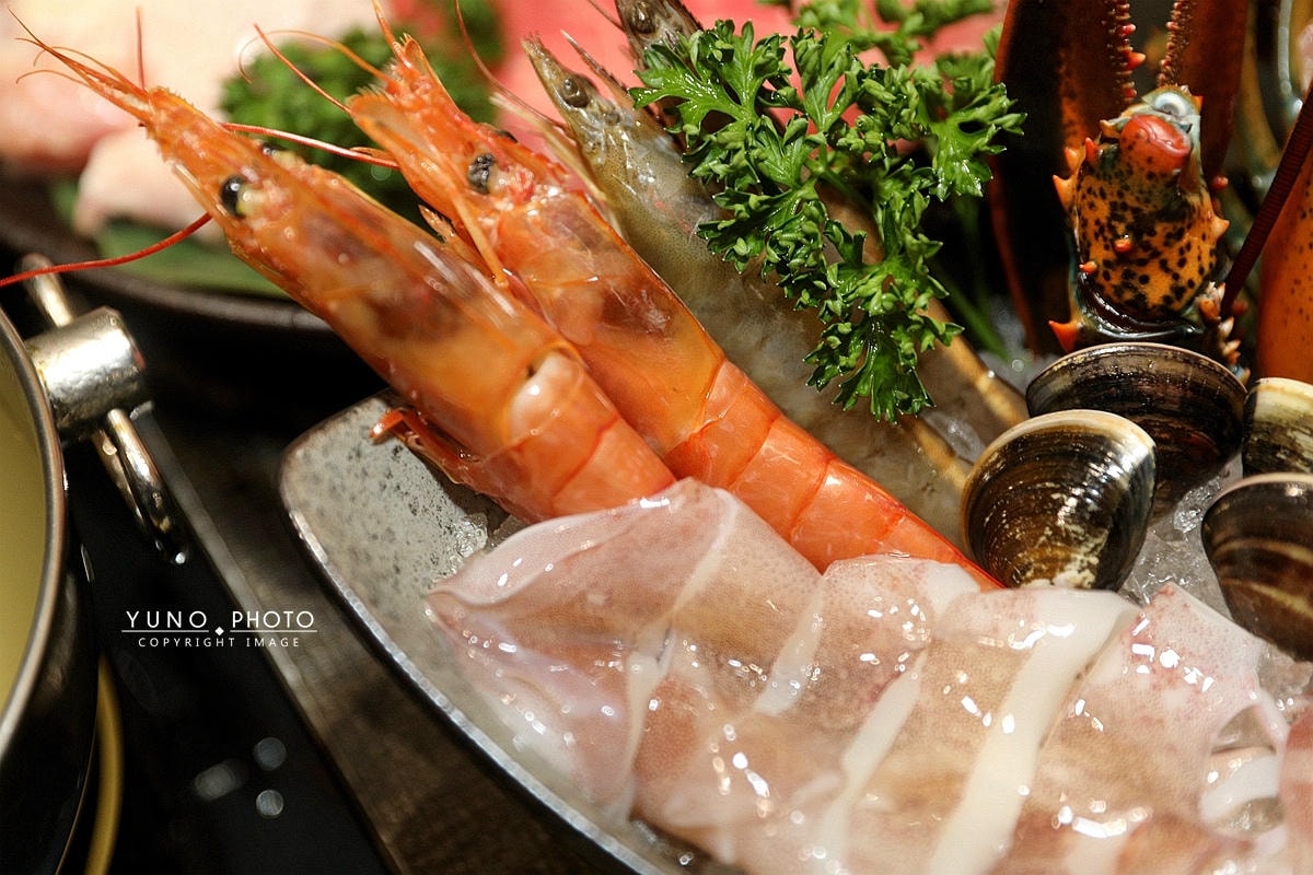 20251109-z0nua 20251109-z0nua