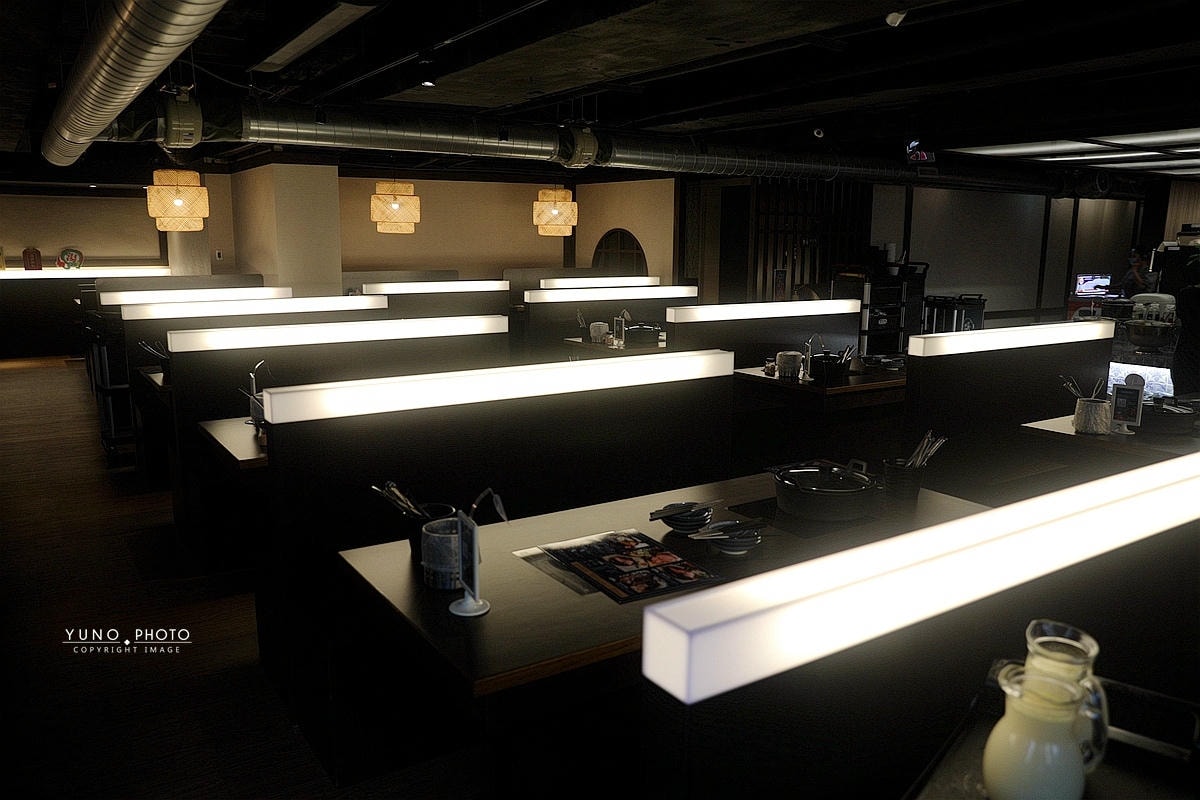 20251109-2cqxk 20251109-2cqxk