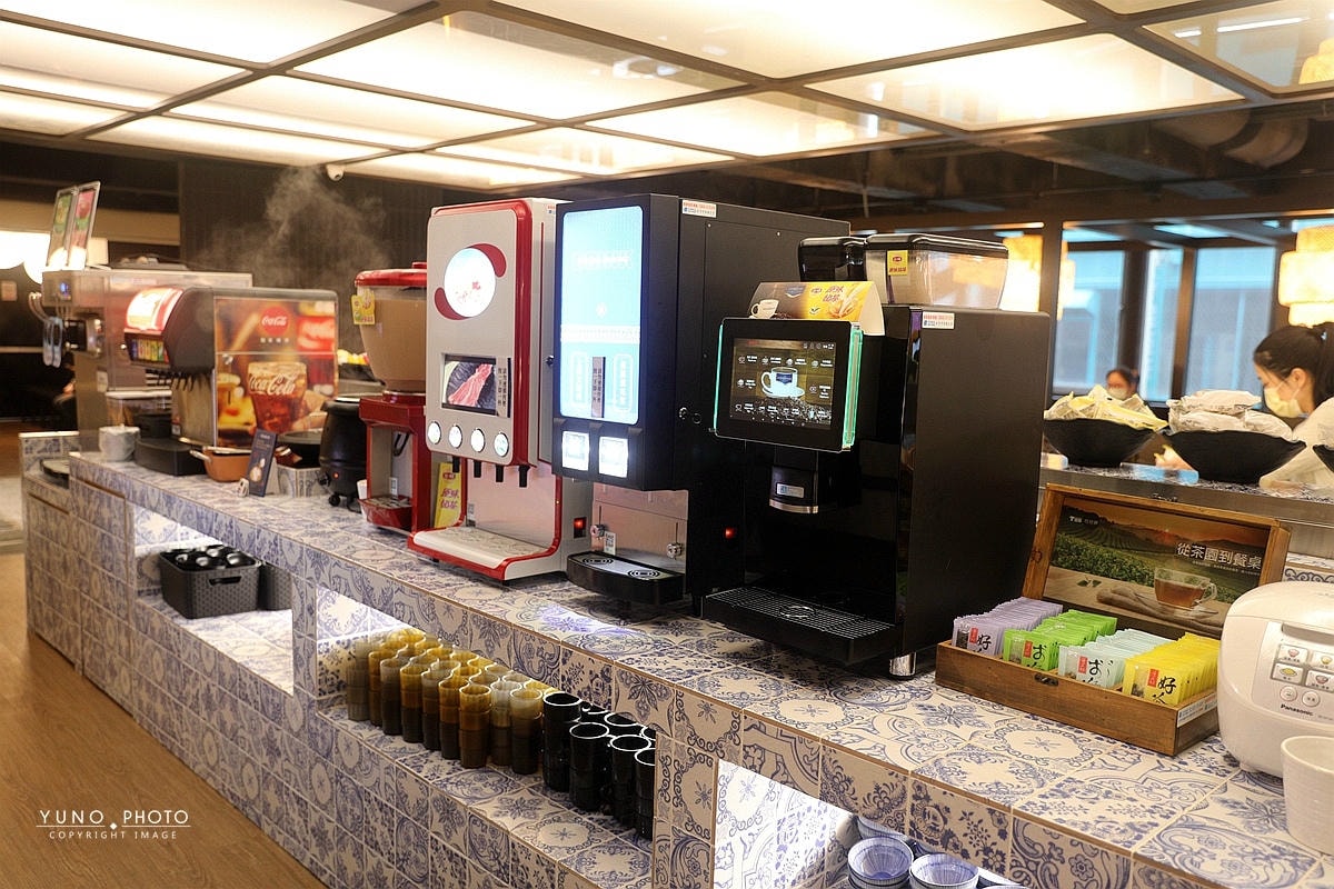 20251109-9lhit 20251109-9lhit