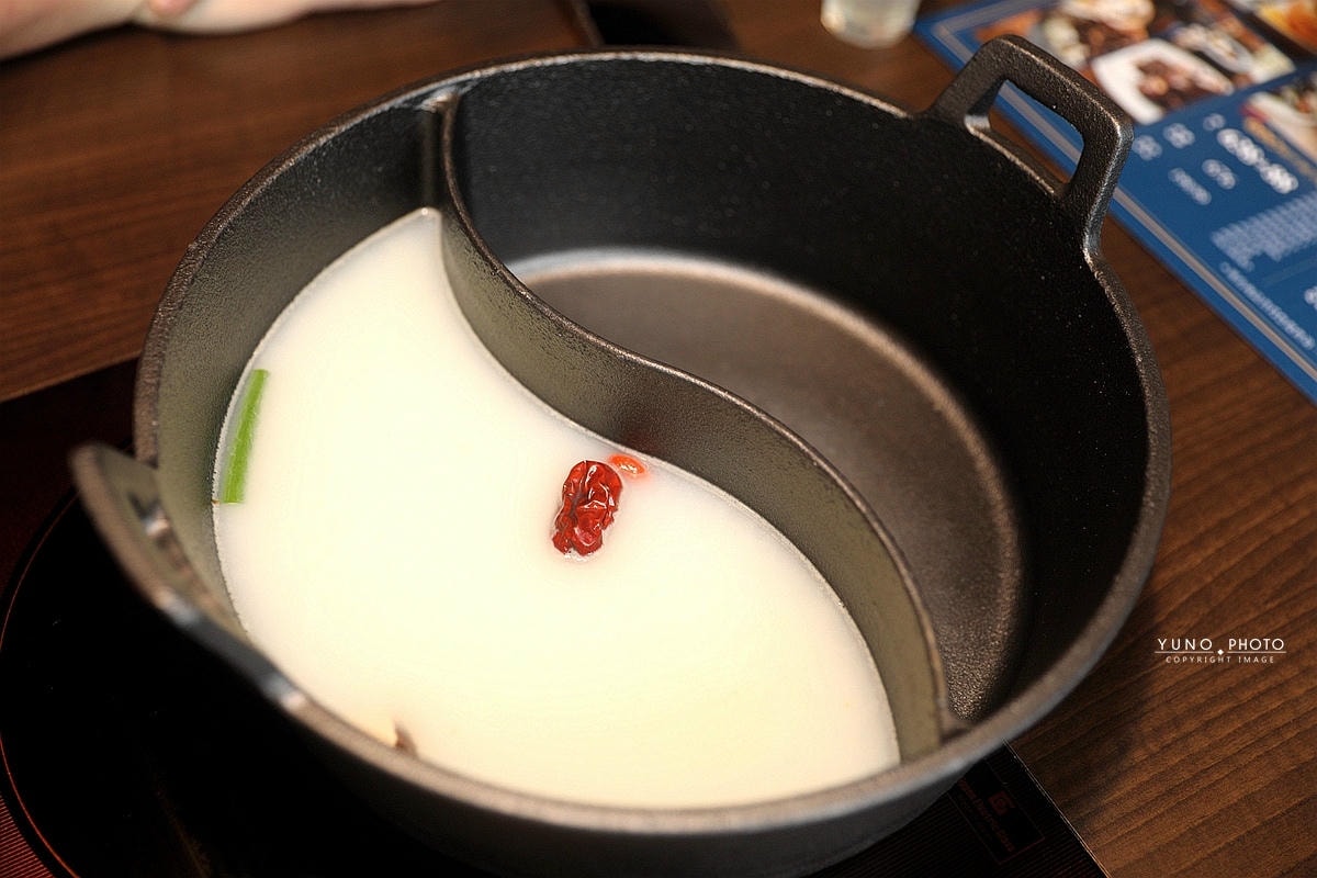 20251109-c5xhb 20251109-c5xhb