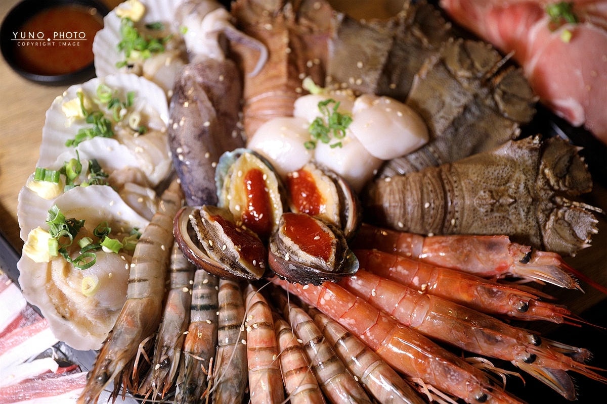 20251109-ilo65 20251109-ilo65