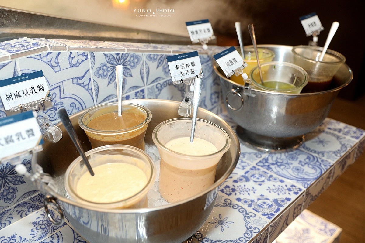 20251109-yb6n7 20251109-yb6n7