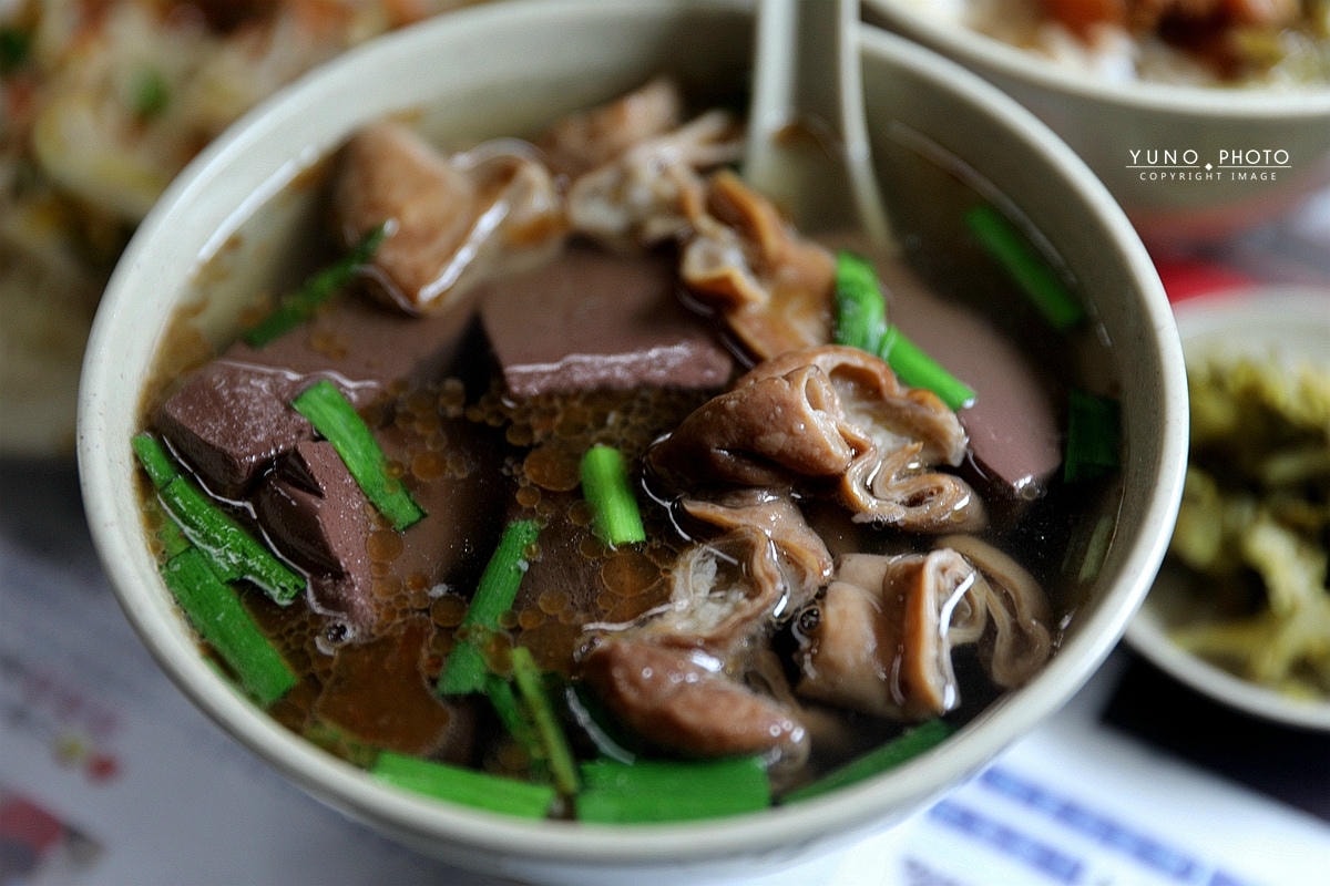 20251109-9983h 20251109-9983h