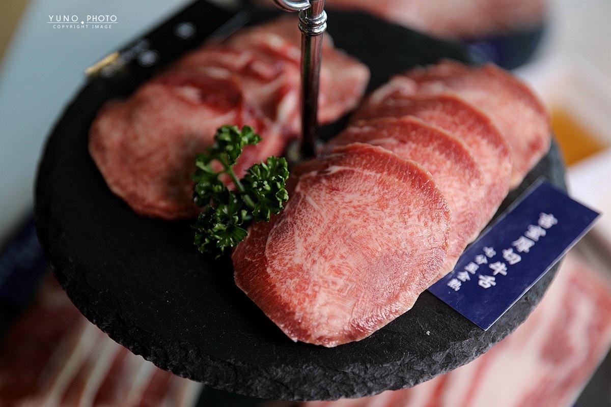 20251109-cr4zs 20251109-cr4zs