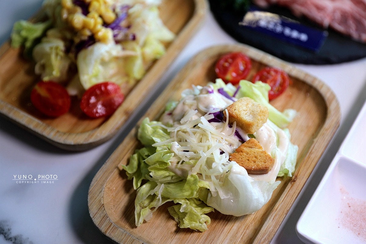 20251109-lu8iv 20251109-lu8iv