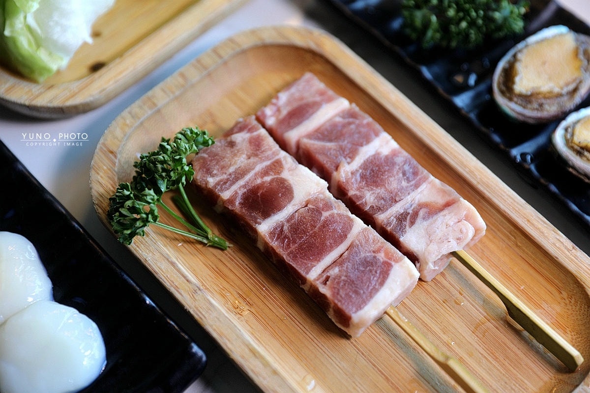 20251109-wwpvh 20251109-wwpvh