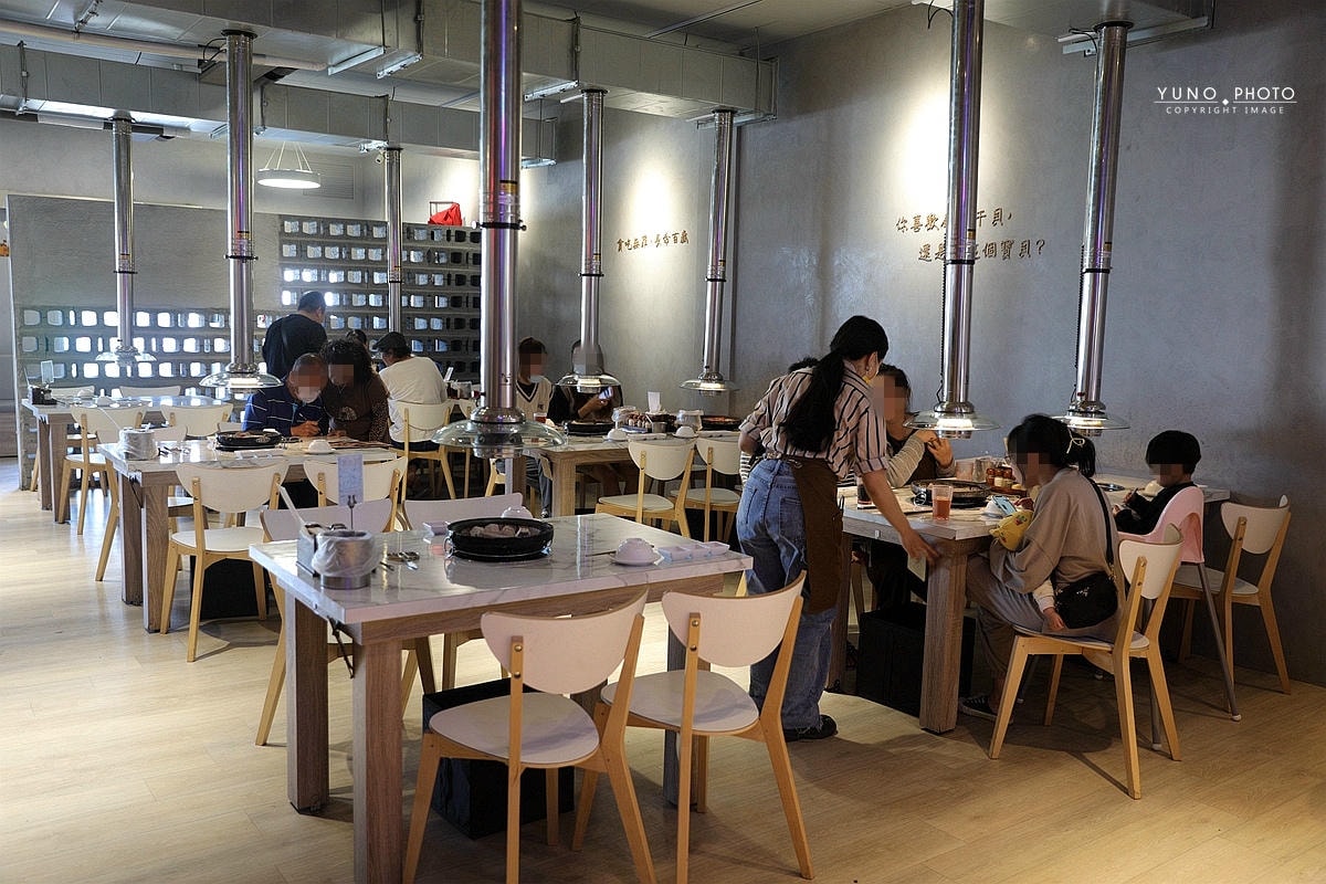 20251109-yvh3f 20251109-yvh3f