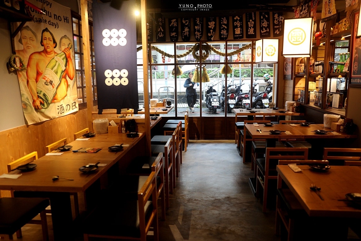 20251109-eu8cj 20251109-eu8cj