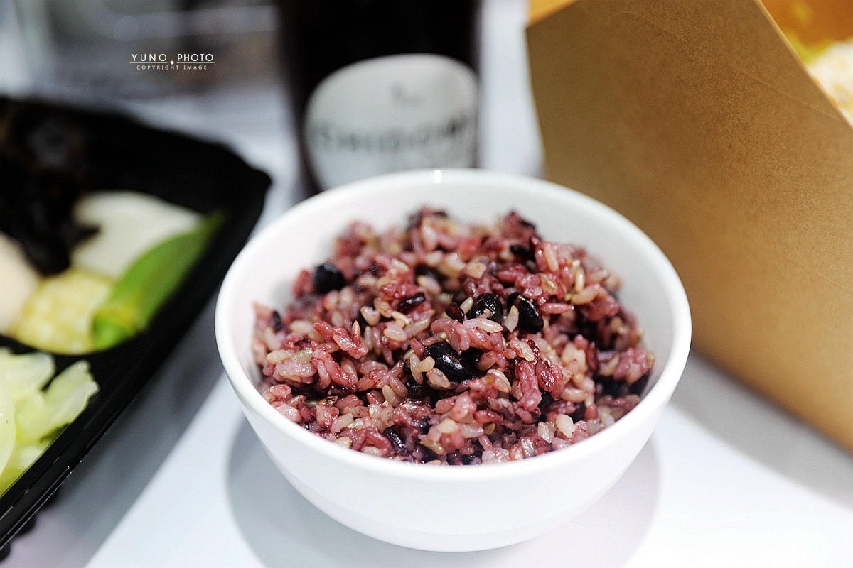 20251109-hoa2h 20251109-hoa2h