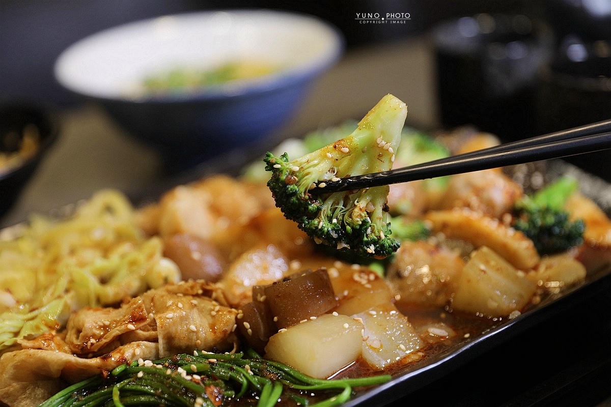 20251109-a15hq 20251109-a15hq