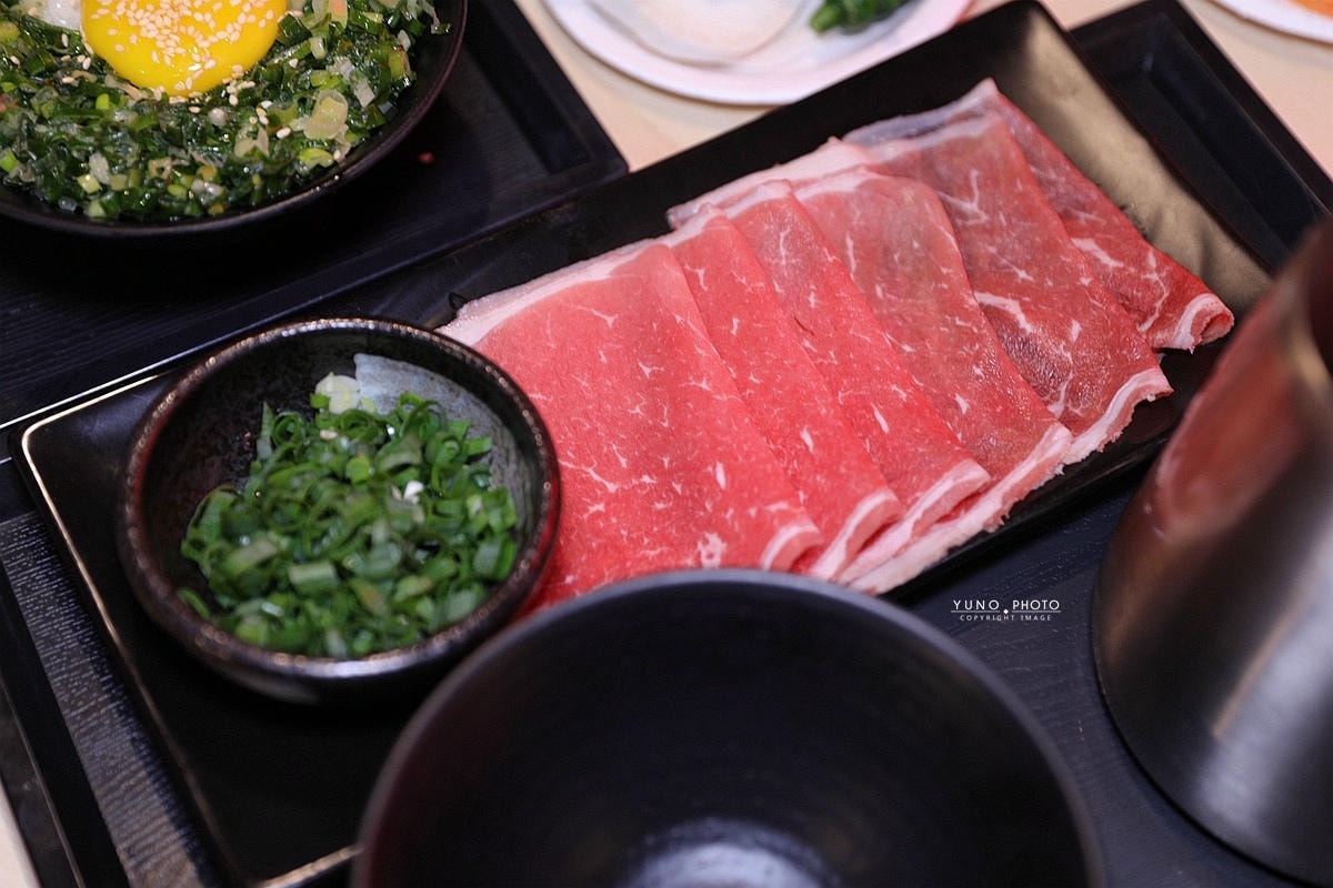 20251109-352b9 20251109-352b9