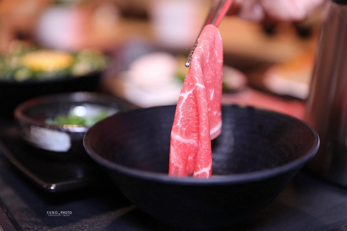 20251109-cdx9x 20251109-cdx9x