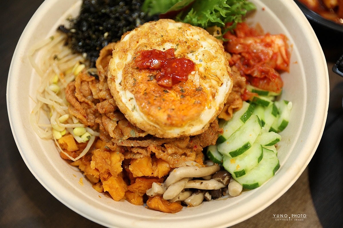 20251109-lm67x 20251109-lm67x