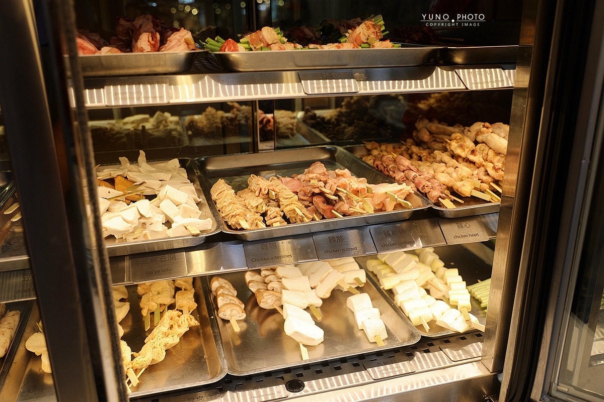 20251109-vf4m2 20251109-vf4m2