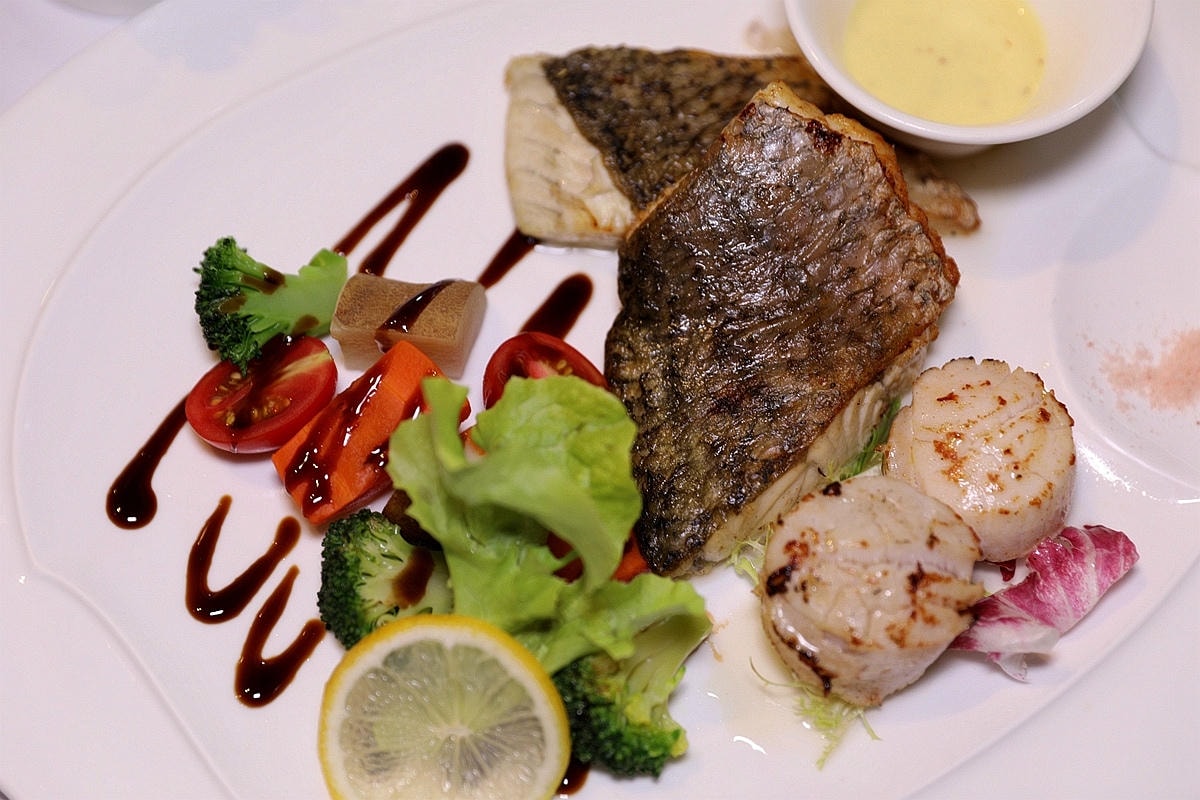 20251109-6i7ls 20251109-6i7ls