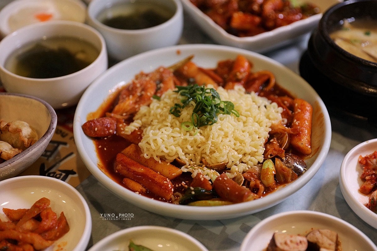 20251109-cw1xz 20251109-cw1xz