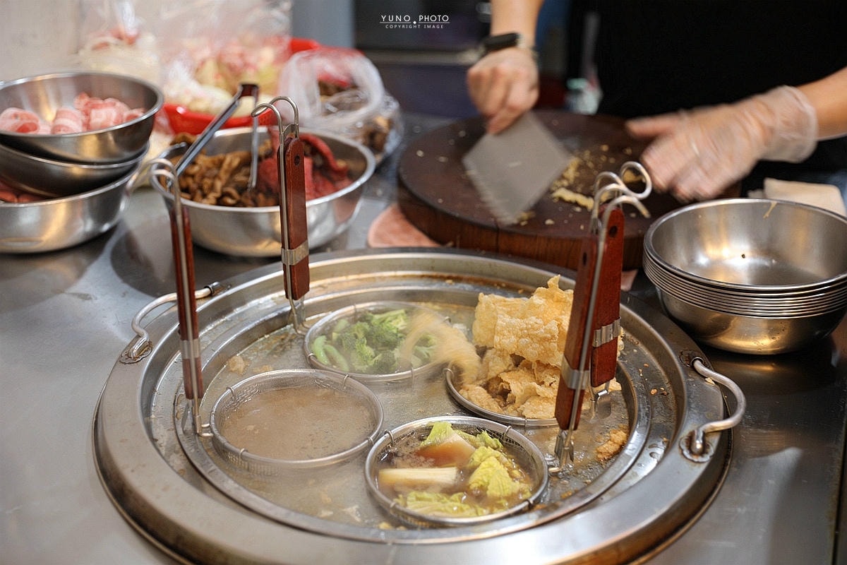 20251109-fsyrm 20251109-fsyrm