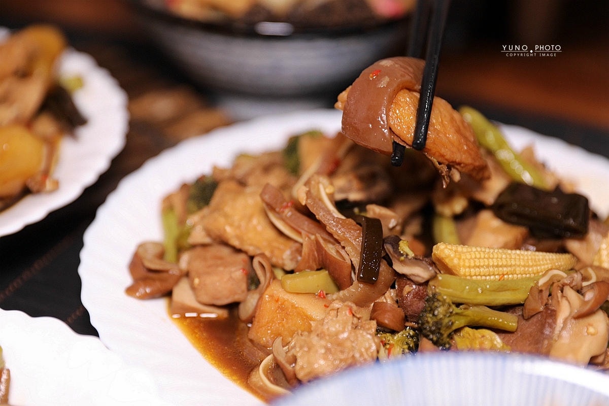 20251109-j43uf 20251109-j43uf