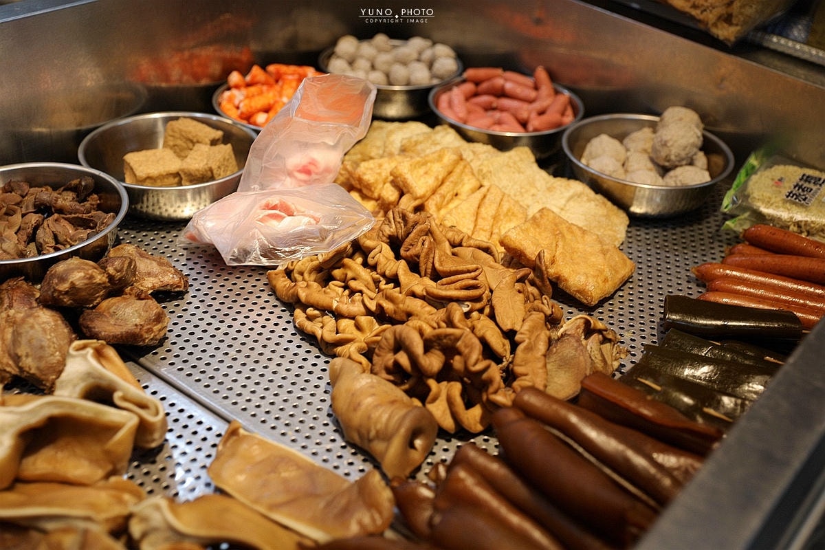 20251109-j4xvg 20251109-j4xvg