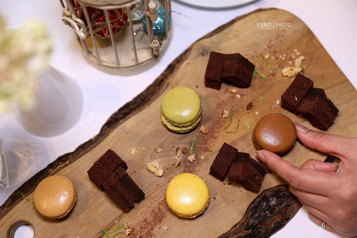 20251109-qhq5l 20251109-qhq5l