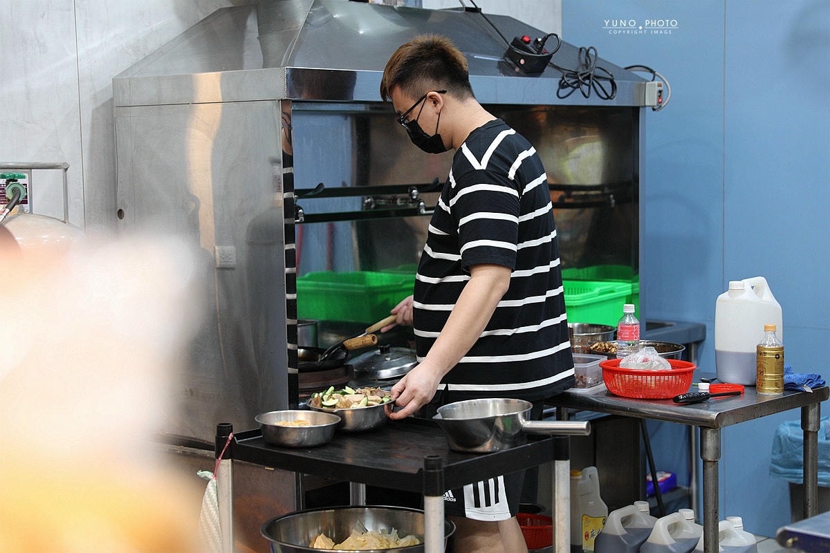 20251109-spyu0 20251109-spyu0