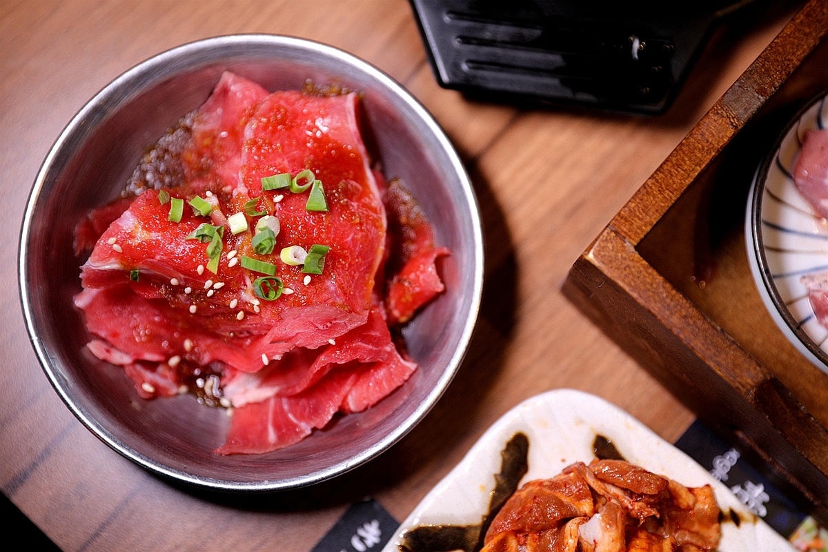 20251109-aojwq 20251109-aojwq