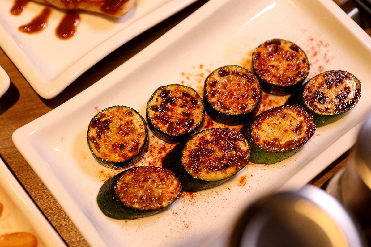 20251109-4qkrc 20251109-4qkrc