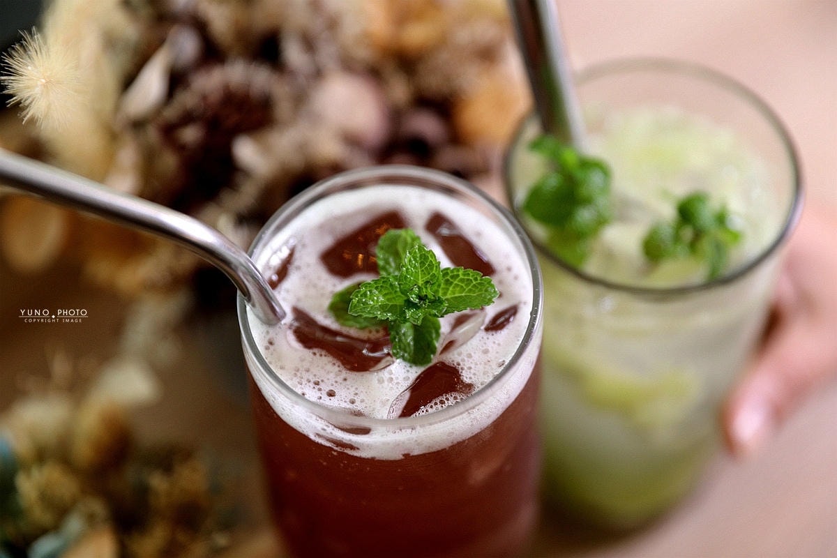 20251109-8k1li 20251109-8k1li