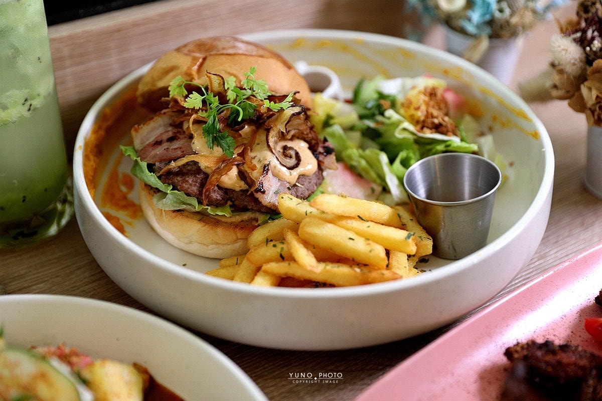 20251109-izdqm 20251109-izdqm