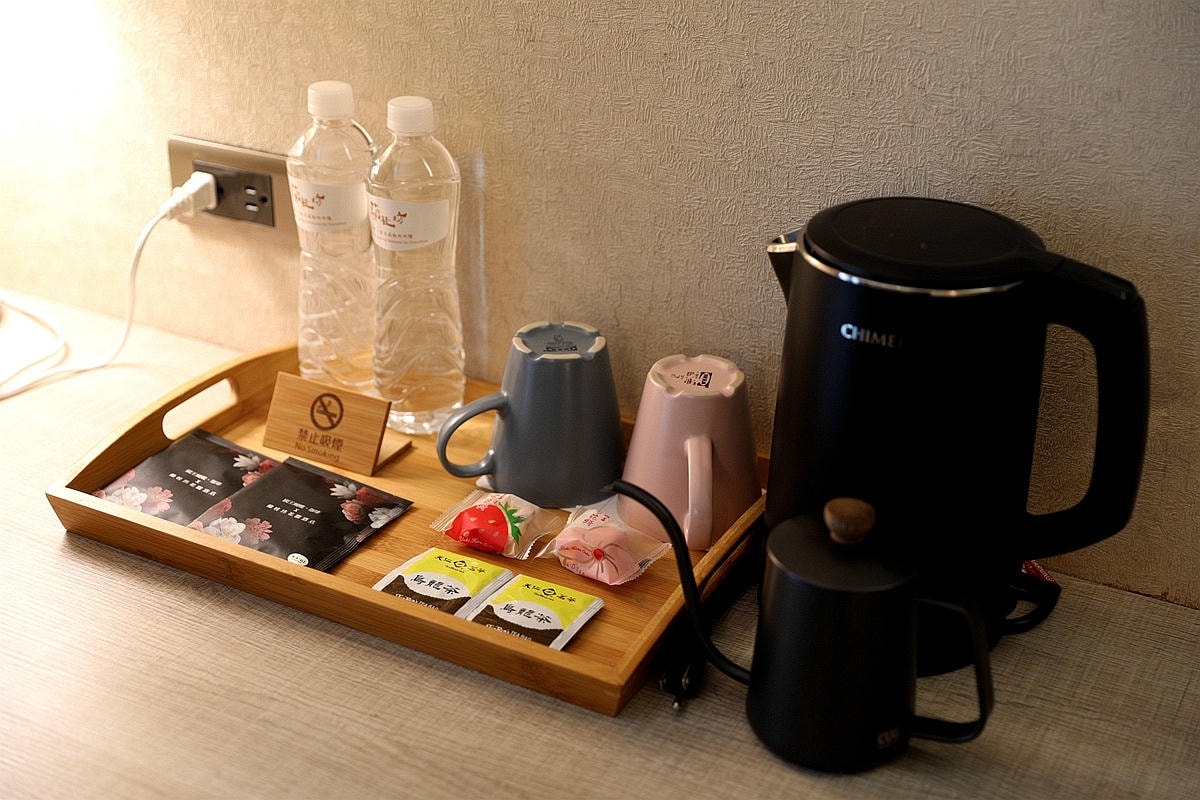 20251109-j4j6h 20251109-j4j6h