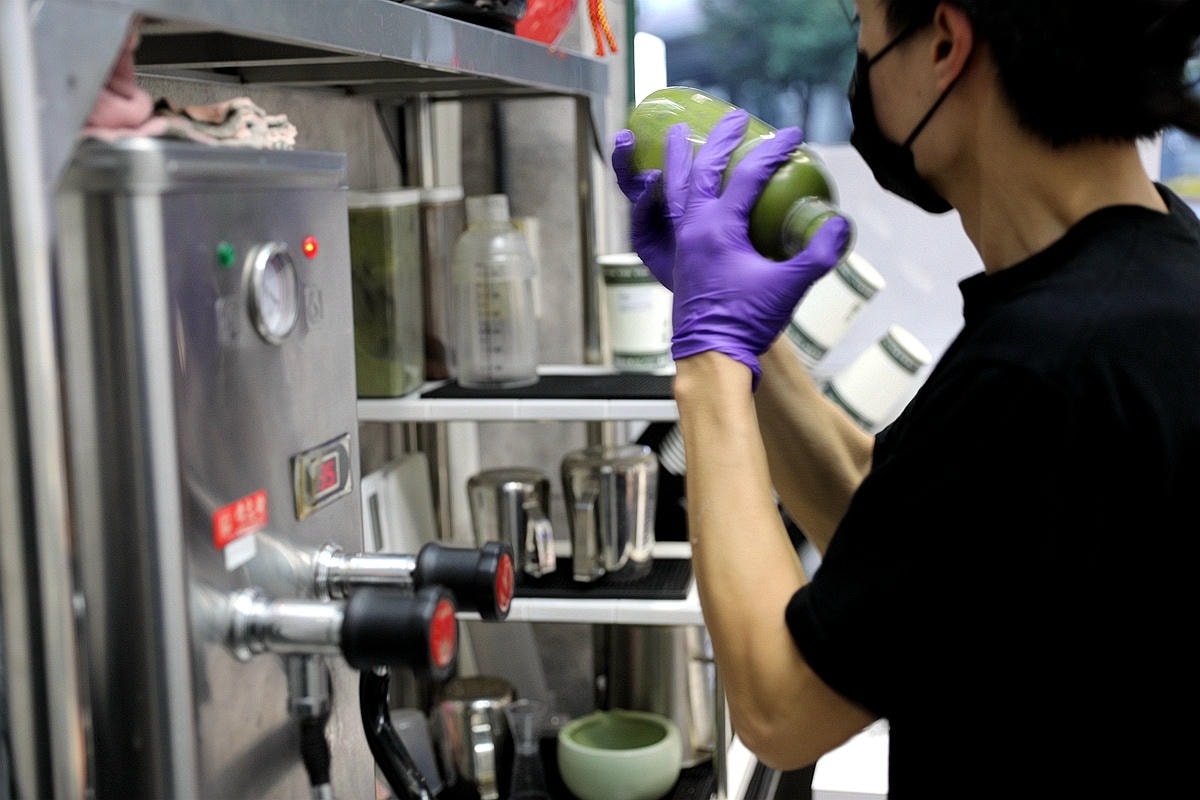 20251109-mk648 20251109-mk648