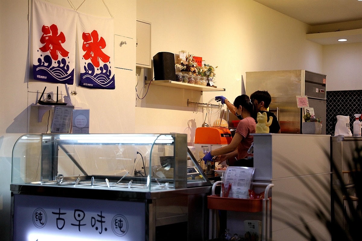 20251109-xqvlx 20251109-xqvlx