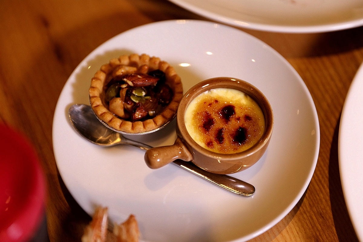 20251109-i9tku 20251109-i9tku