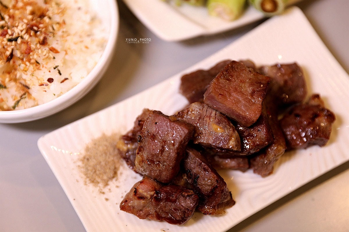 20251109-3k0dy 20251109-3k0dy