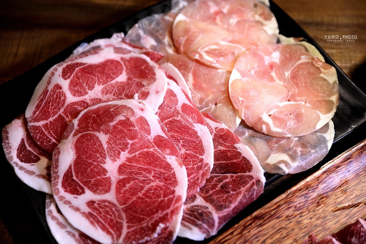 20251109-aijoz 20251109-aijoz