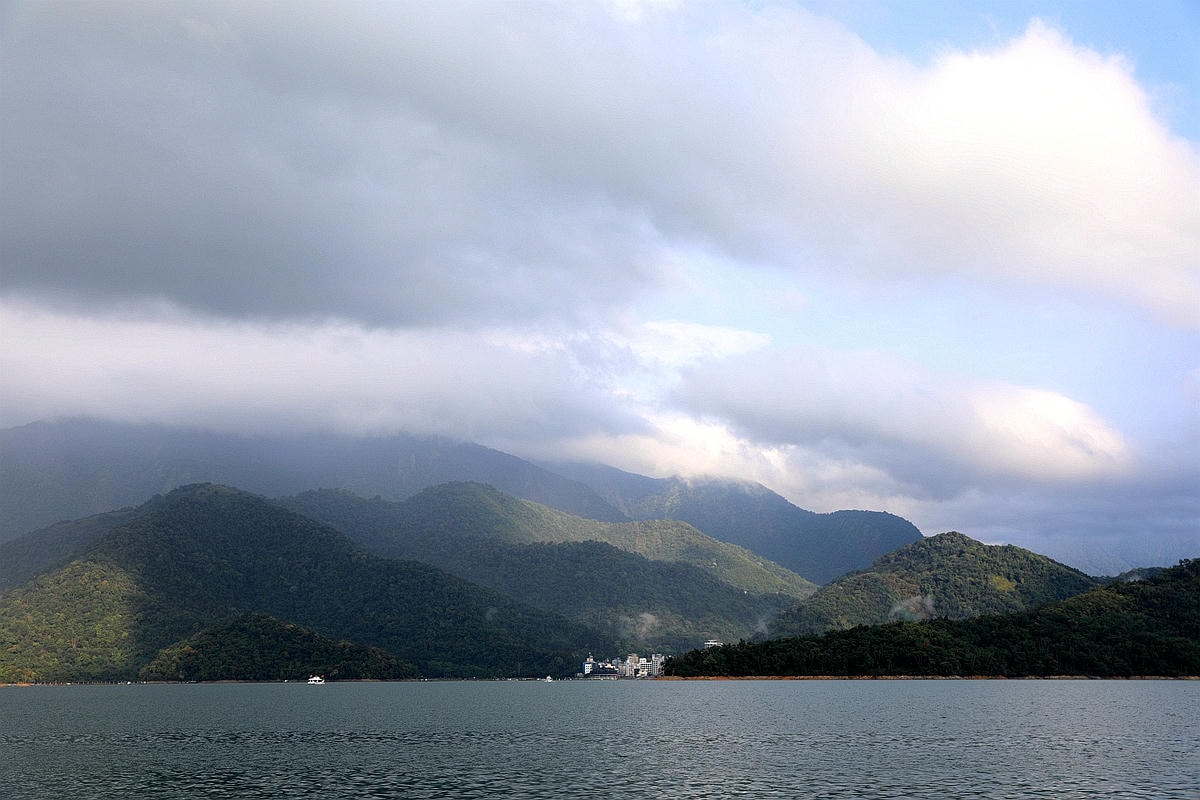 20251109-aud8c 20251109-aud8c