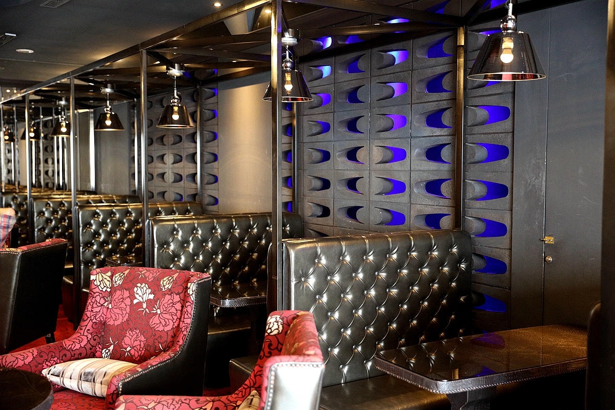 20251109-8v4g6 20251109-8v4g6