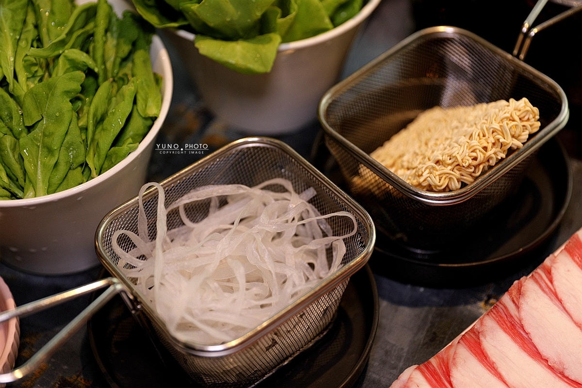 20251109-rjgrj 20251109-rjgrj