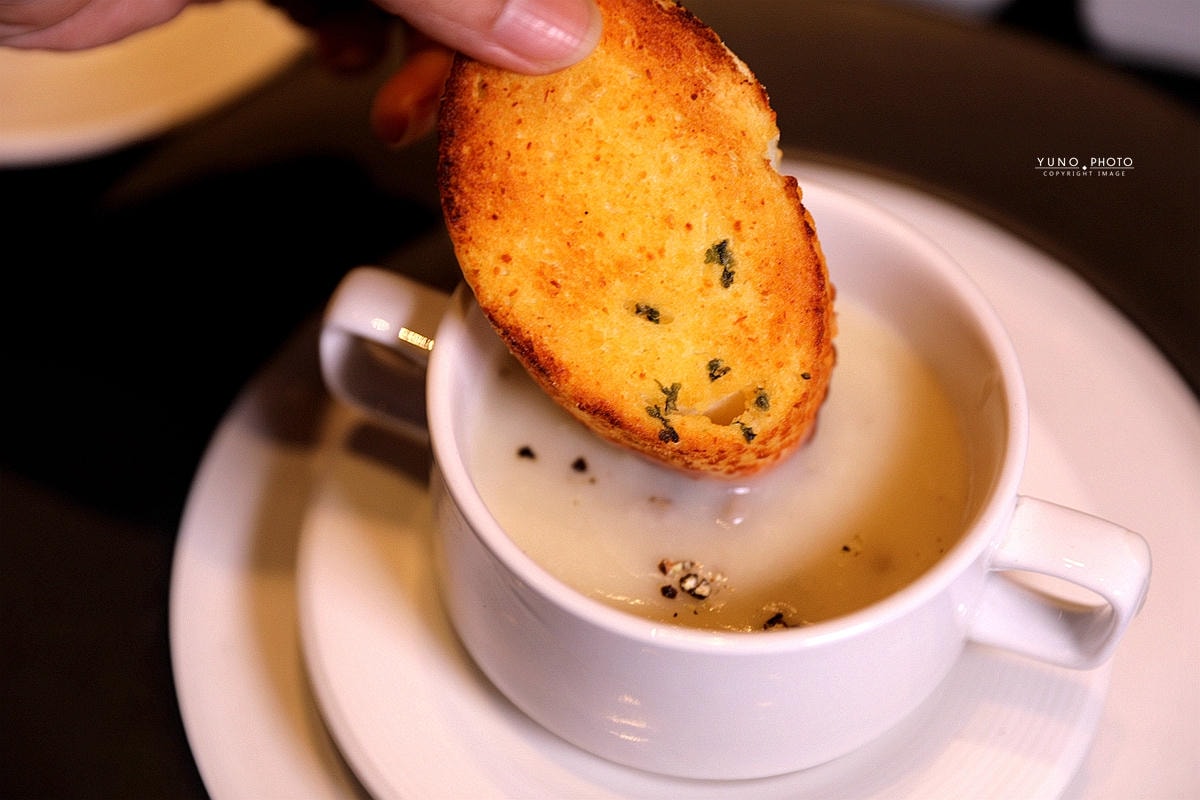 20251109-rvjhx 20251109-rvjhx