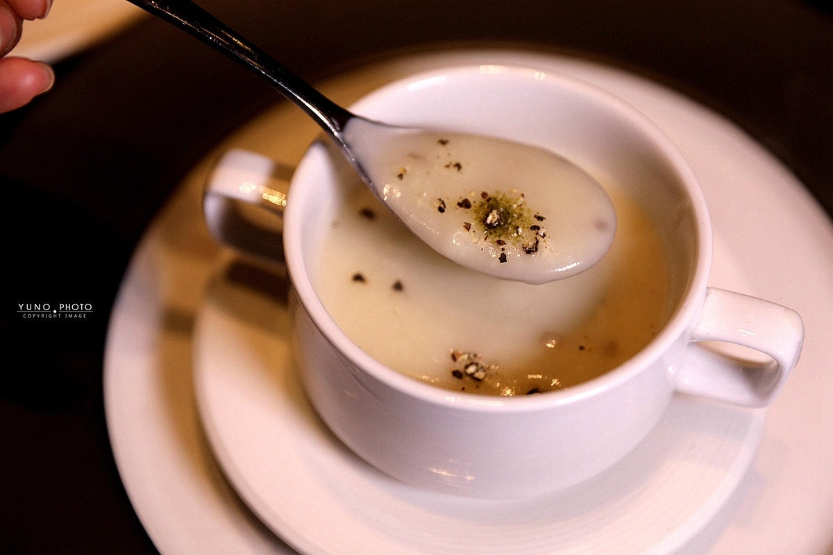 20251109-xzu5x 20251109-xzu5x