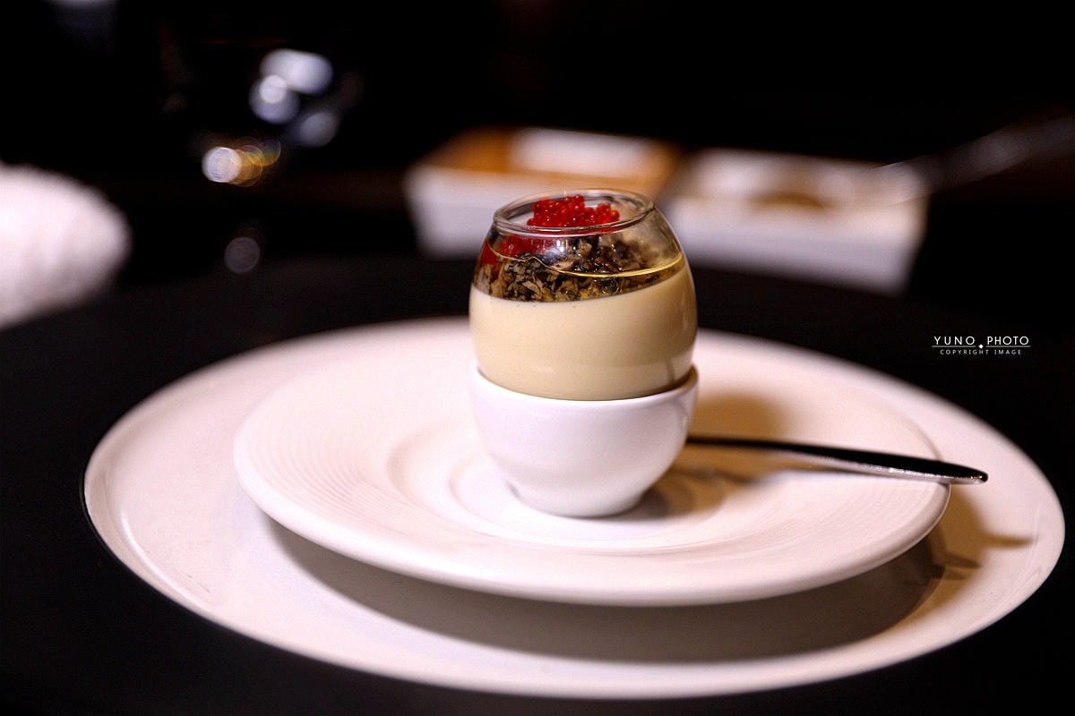 20251109-zn9de 20251109-zn9de