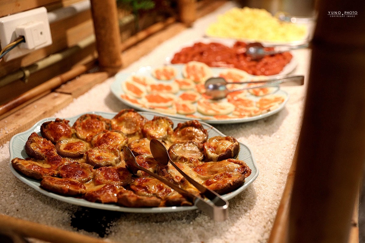 20251109-8j6jo 20251109-8j6jo