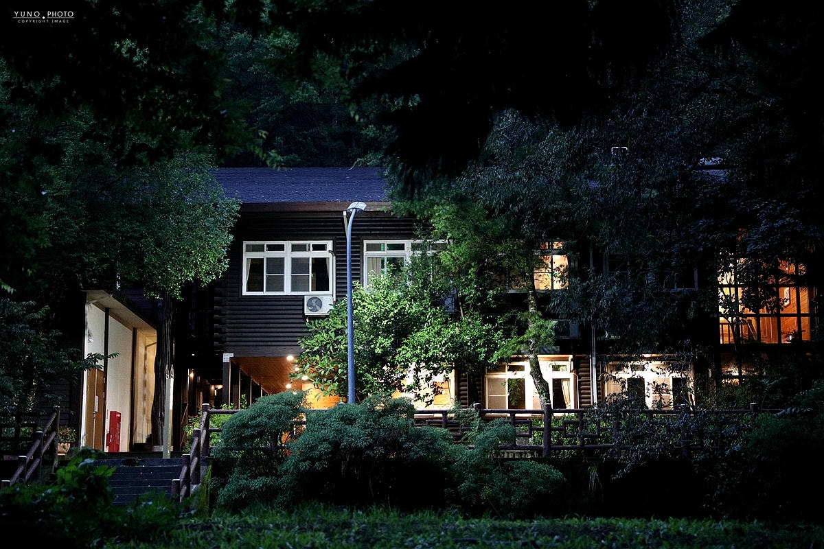 20251109-i03c8 20251109-i03c8