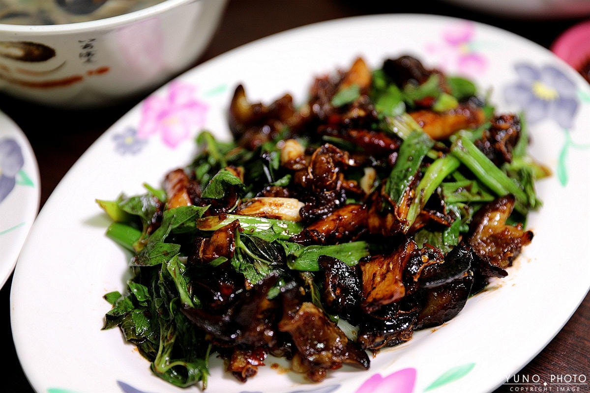 20251109-k4vl8 20251109-k4vl8