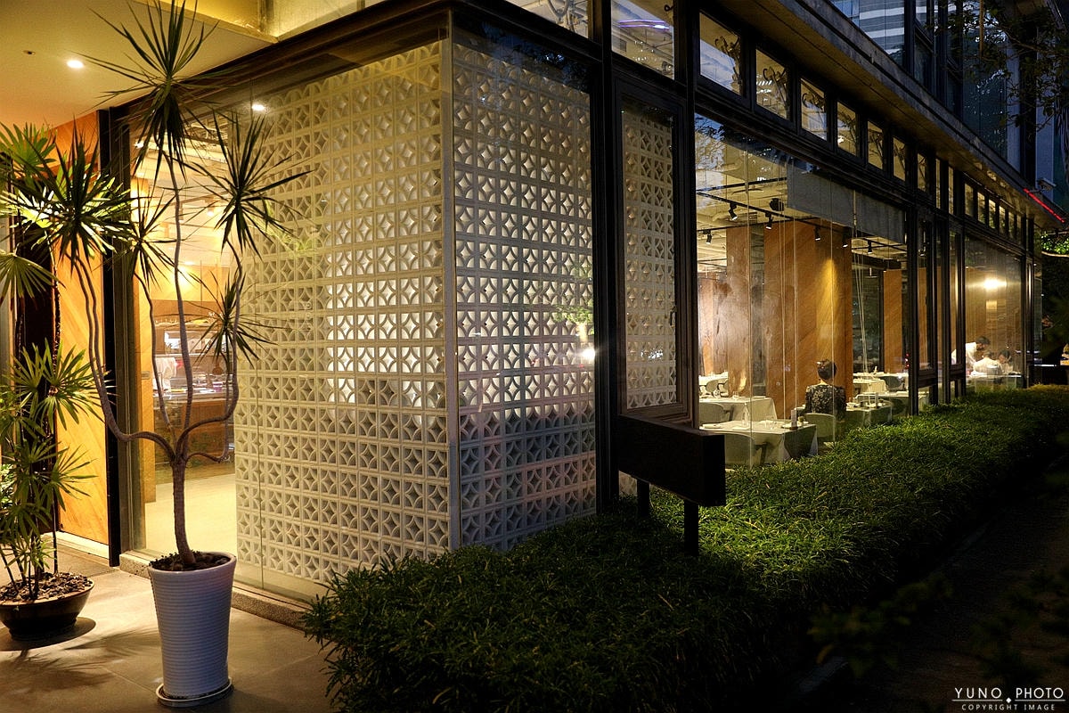 20251109-c8yft 20251109-c8yft